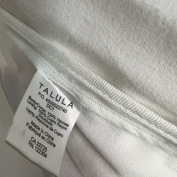 Talula by Aritzia White Blazer, Size 8 - Picture 4 of 6